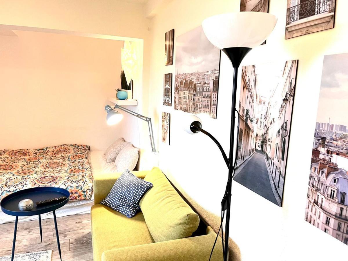 Panoramic Lil' Paris Apartman Bukarest Kültér fotó